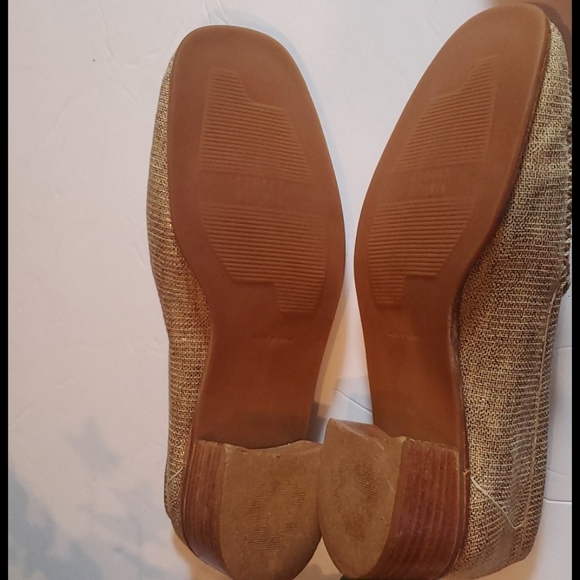 Stuart Weitzman tan metallic leather loafer 7.5 C - Picture 6 of 10